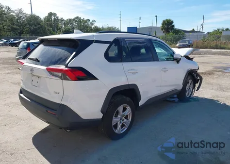 2019 Toyota Rav4 Xle z USA, uszkodzony, nr VIN 2T3W1RFV0KW027289